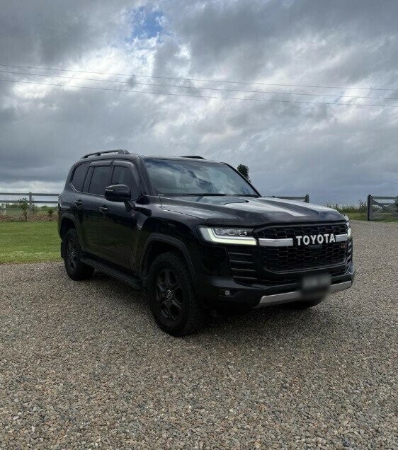 Toyota Landcruiser image 4