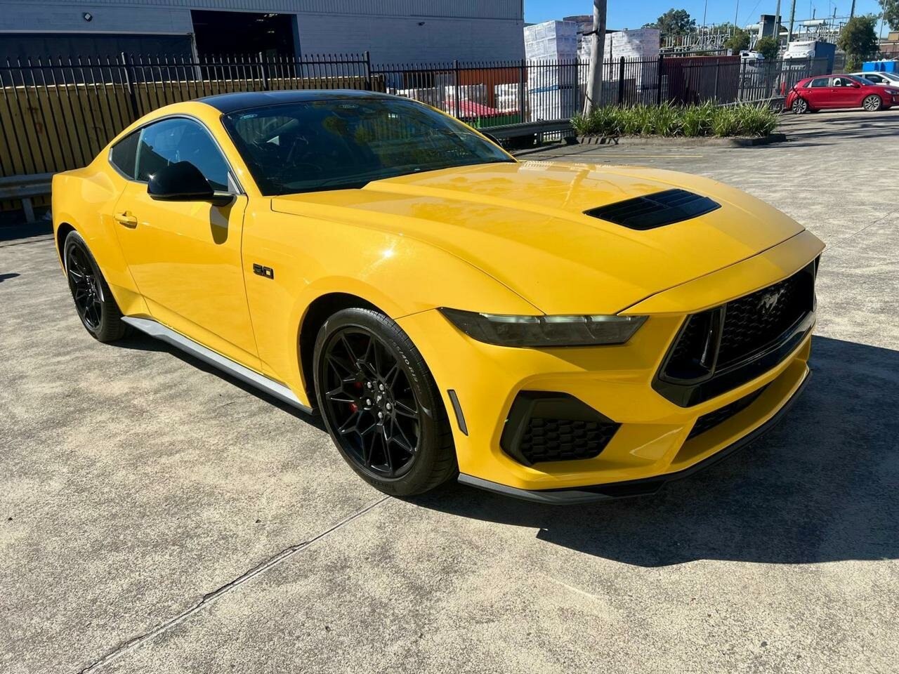 Ford Mustang image 1