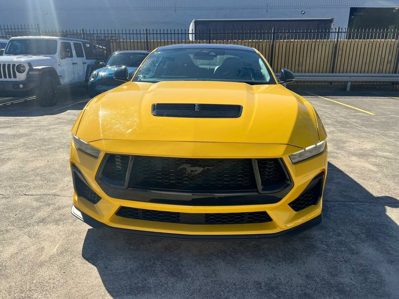 Ford Mustang image 2