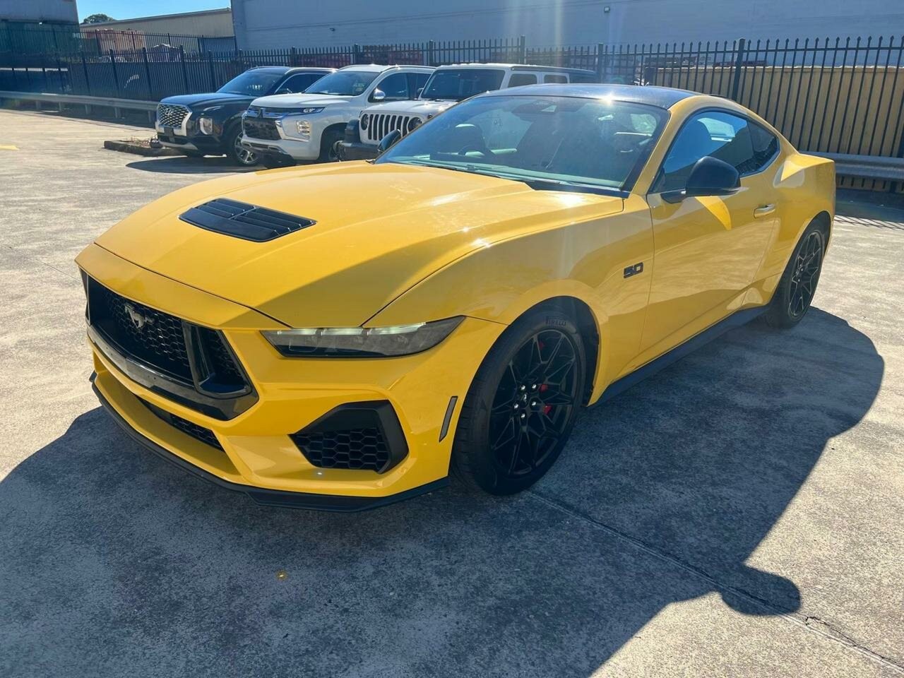 Ford Mustang image 3