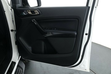 https://vehicle-cdn.autoleague.cloud/32409_61037669_19.jpg