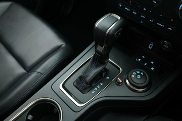 https://vehicle-cdn.autoleague.cloud/32409_61037669_31.jpg