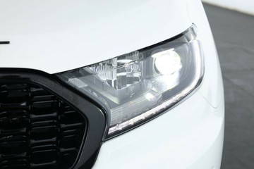 https://vehicle-cdn.autoleague.cloud/32409_61037669_8.jpg
