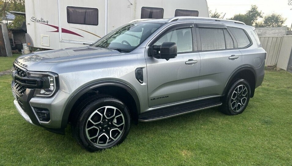 Ford Everest image 2