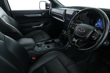 https://vehicle-cdn.autoleague.cloud/32409_61037725_21.jpg