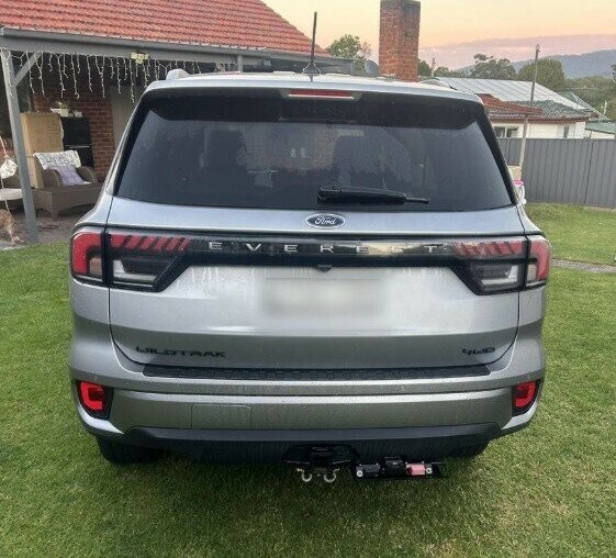 Ford Everest image 4