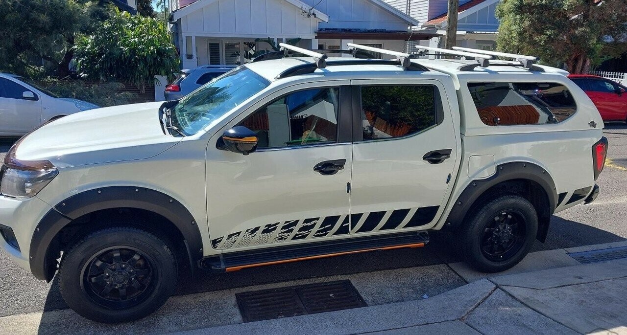 Nissan Navara image 2