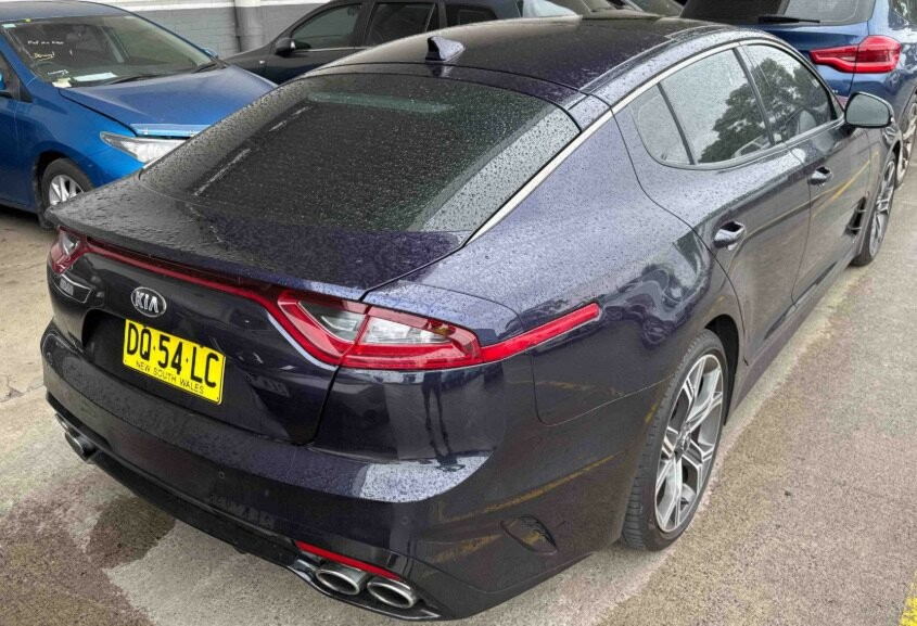 Kia Stinger image 3