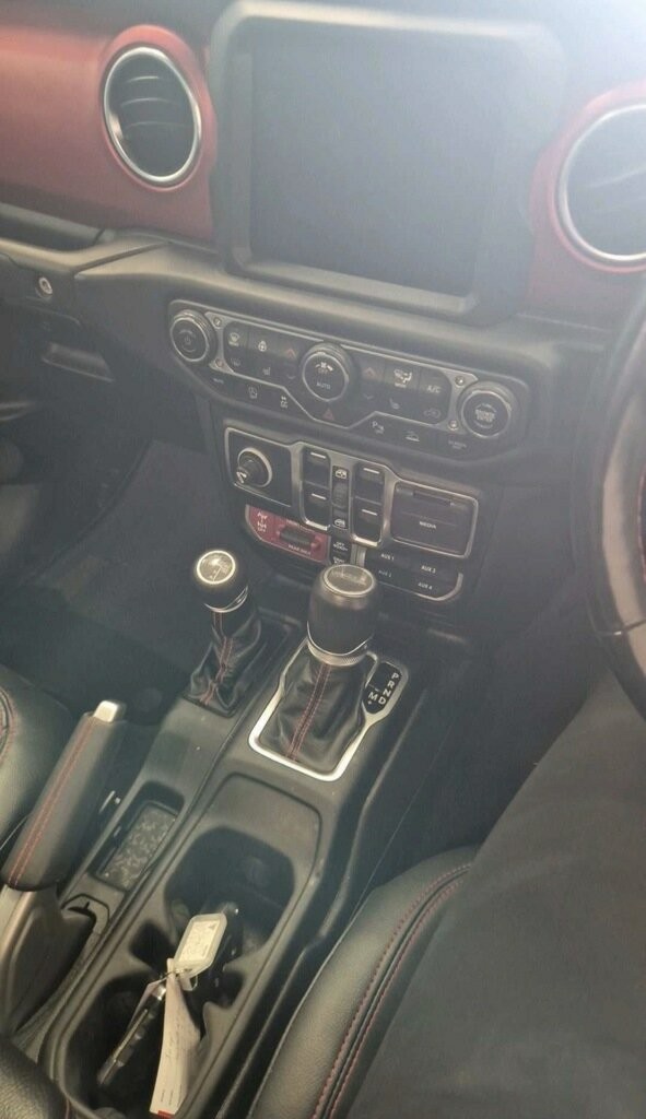 Jeep Gladiator image 4