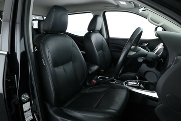 https://vehicle-cdn.autoleague.cloud/32409_61037935_19.jpg