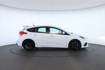 https://vehicle-cdn.autoleague.cloud/32409_61037937_3.jpg