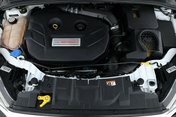 https://vehicle-cdn.autoleague.cloud/32409_61037937_7.jpg