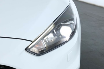 https://vehicle-cdn.autoleague.cloud/32409_61037937_8.jpg