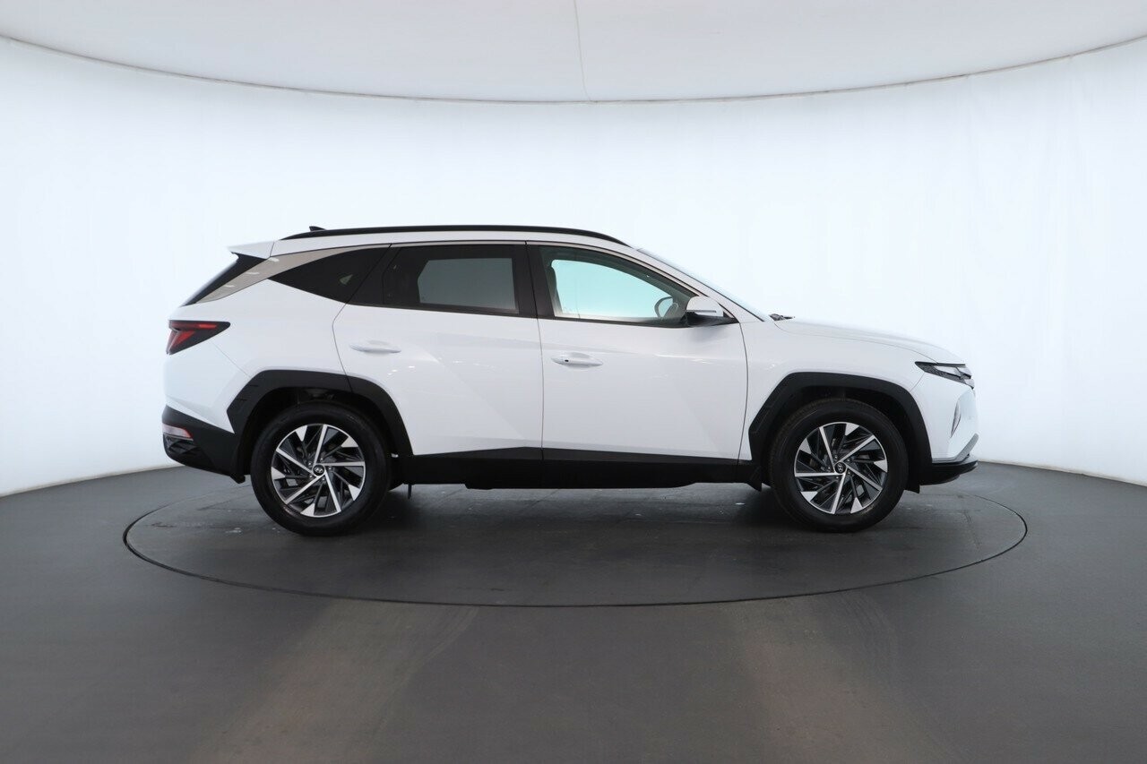 Hyundai Tucson image 3