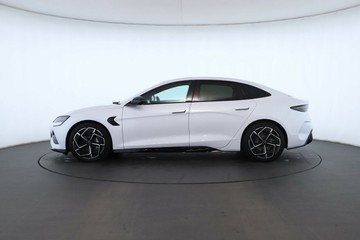 https://vehicle-cdn.autoleague.cloud/32409_61037976_12.jpg