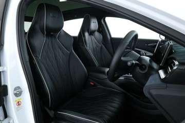 https://vehicle-cdn.autoleague.cloud/32409_61037976_20.jpg