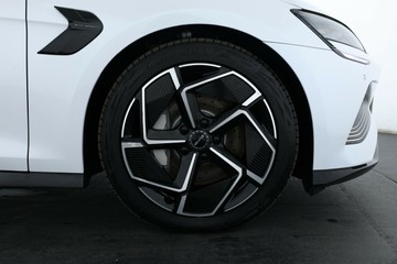 https://vehicle-cdn.autoleague.cloud/32409_61037976_4.jpg
