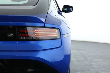 https://vehicle-cdn.autoleague.cloud/32409_61038083_15.jpg