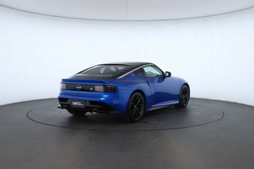 https://vehicle-cdn.autoleague.cloud/32409_61038083_17.jpg