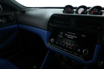 https://vehicle-cdn.autoleague.cloud/32409_61038083_21.jpg