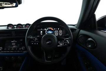 https://vehicle-cdn.autoleague.cloud/32409_61038083_31.jpg