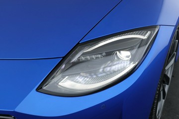 https://vehicle-cdn.autoleague.cloud/32409_61038083_9.jpg