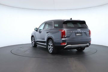 https://vehicle-cdn.autoleague.cloud/32409_61038096_13.jpg