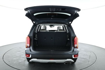 https://vehicle-cdn.autoleague.cloud/32409_61038096_16.jpg