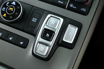 https://vehicle-cdn.autoleague.cloud/32409_61038096_29.jpg