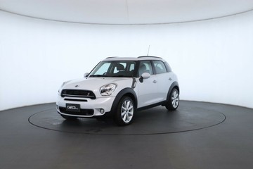 https://vehicle-cdn.autoleague.cloud/32409_61038204_10.jpg