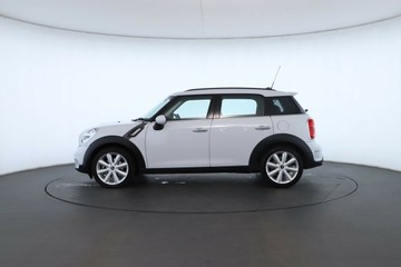 https://vehicle-cdn.autoleague.cloud/32409_61038204_11.jpg