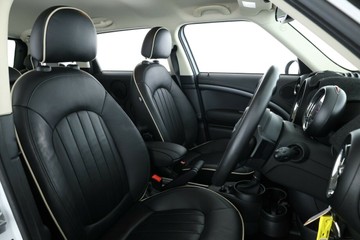 https://vehicle-cdn.autoleague.cloud/32409_61038204_19.jpg