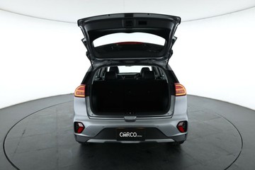https://vehicle-cdn.autoleague.cloud/32409_61038209_16.jpg