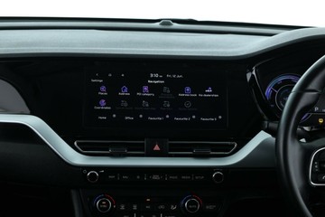 https://vehicle-cdn.autoleague.cloud/32409_61038209_24.jpg