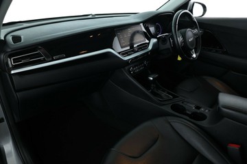 https://vehicle-cdn.autoleague.cloud/32409_61038209_31.jpg