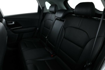 https://vehicle-cdn.autoleague.cloud/32409_61038209_32.jpg