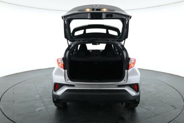 https://vehicle-cdn.autoleague.cloud/32409_61038211_16.jpg
