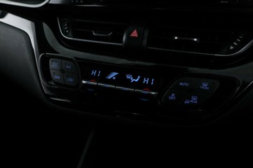 https://vehicle-cdn.autoleague.cloud/32409_61038211_25.jpg