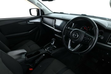 https://vehicle-cdn.autoleague.cloud/32409_61038331_20.jpg