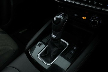 https://vehicle-cdn.autoleague.cloud/32409_61038331_27.jpg