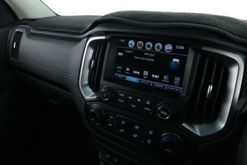 https://vehicle-cdn.autoleague.cloud/32409_61038337_23.jpg