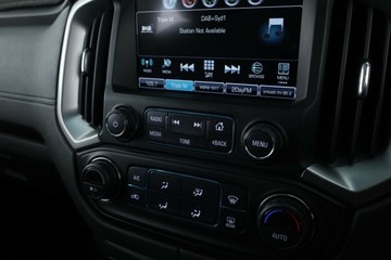 https://vehicle-cdn.autoleague.cloud/32409_61038337_26.jpg
