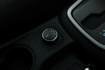 https://vehicle-cdn.autoleague.cloud/32409_61038337_29.jpg