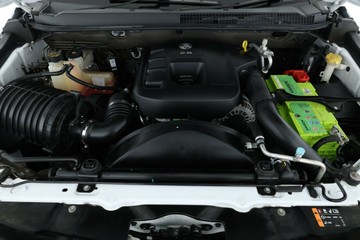 https://vehicle-cdn.autoleague.cloud/32409_61038337_7.jpg