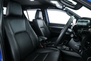 https://vehicle-cdn.autoleague.cloud/32409_61038377_21.jpg
