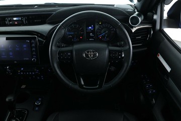 https://vehicle-cdn.autoleague.cloud/32409_61038377_23.jpg