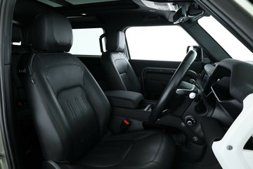 https://vehicle-cdn.autoleague.cloud/32409_61038379_19.jpg