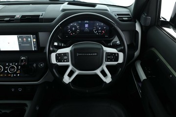 https://vehicle-cdn.autoleague.cloud/32409_61038379_21.jpg