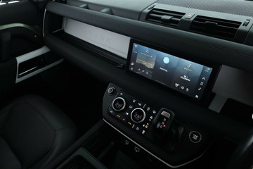 https://vehicle-cdn.autoleague.cloud/32409_61038379_23.jpg