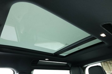 https://vehicle-cdn.autoleague.cloud/32409_61038379_36.jpg